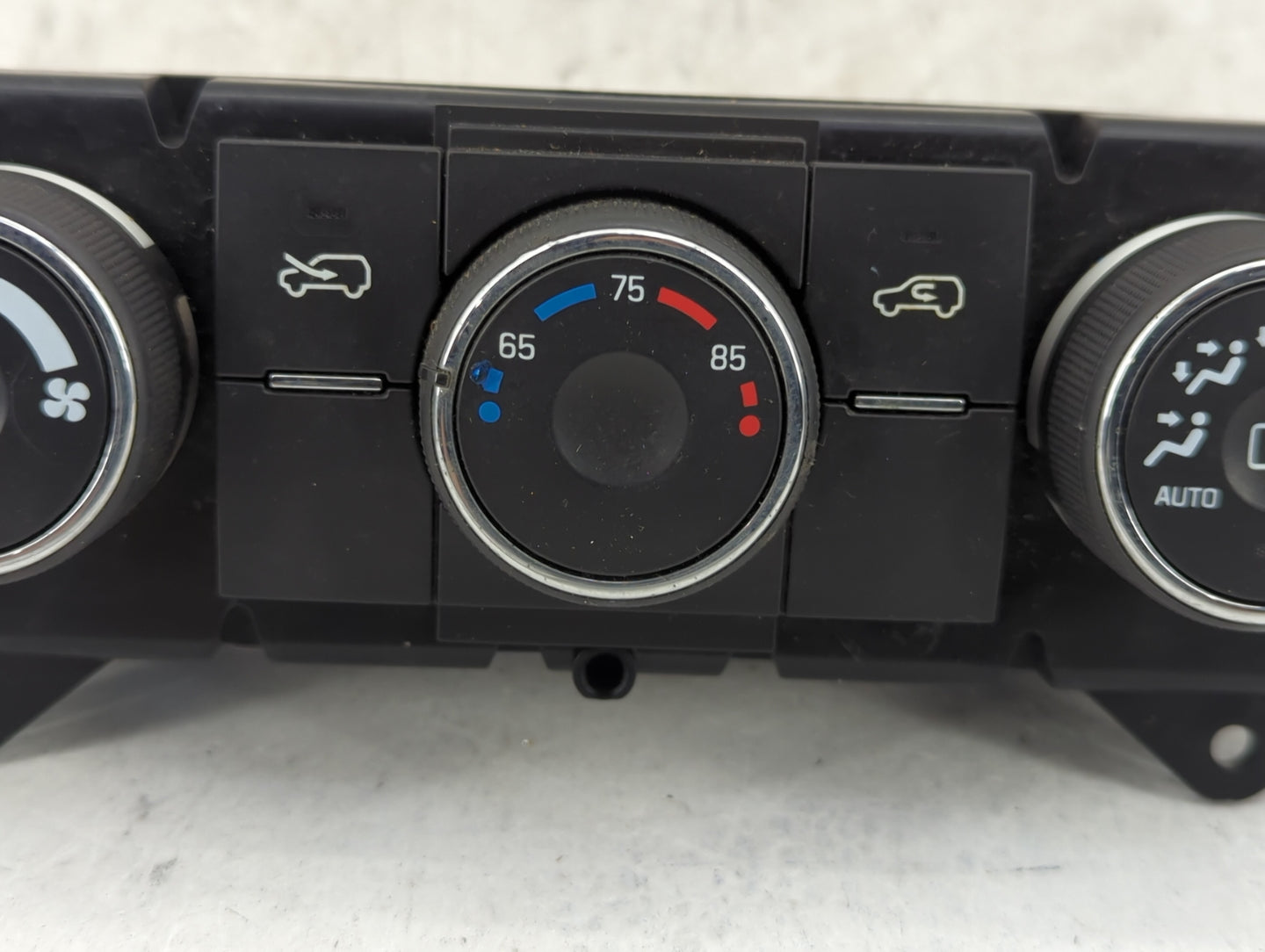 2012 Chevrolet Captiva Climate Control Module Temperature AC/Heater Replacement P/N:22740282 GMT311CC00FR Fits OEM Used Auto