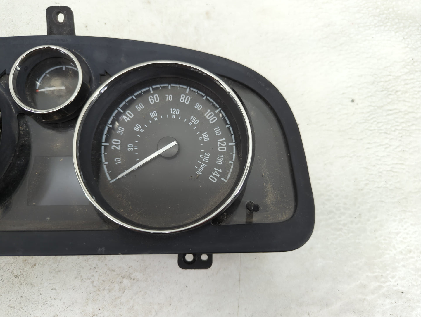 2012 Chevrolet Captiva Speedometer Instrument Cluster Gauges - Oemusedautoparts1.com