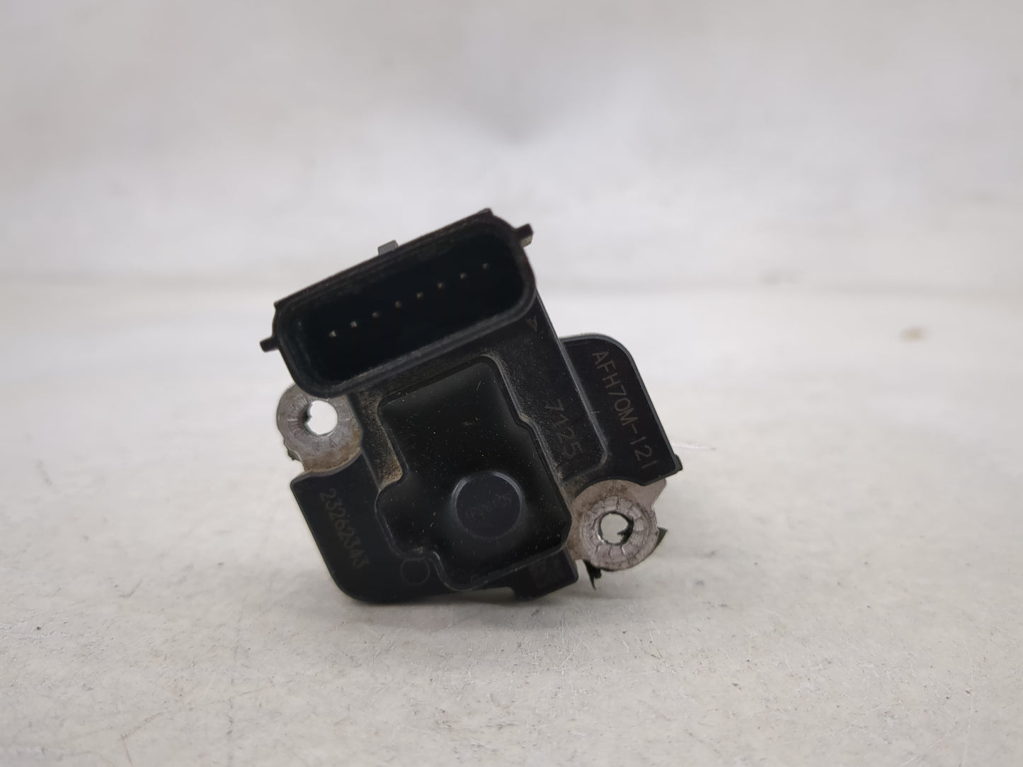 Chevrolet Captiva Mass Air Flow Meter Maf - Oemusedautoparts1.com