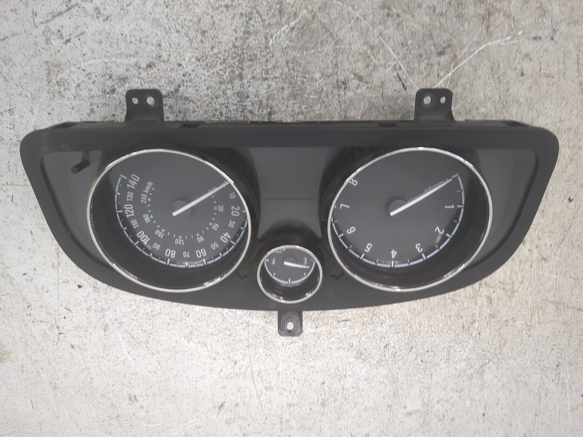 2012 Chevrolet Captiva Instrument Cluster Speedometer Gauges P/N:22817726 Miles: Fits OEM Used Auto Parts - Oemusedautoparts