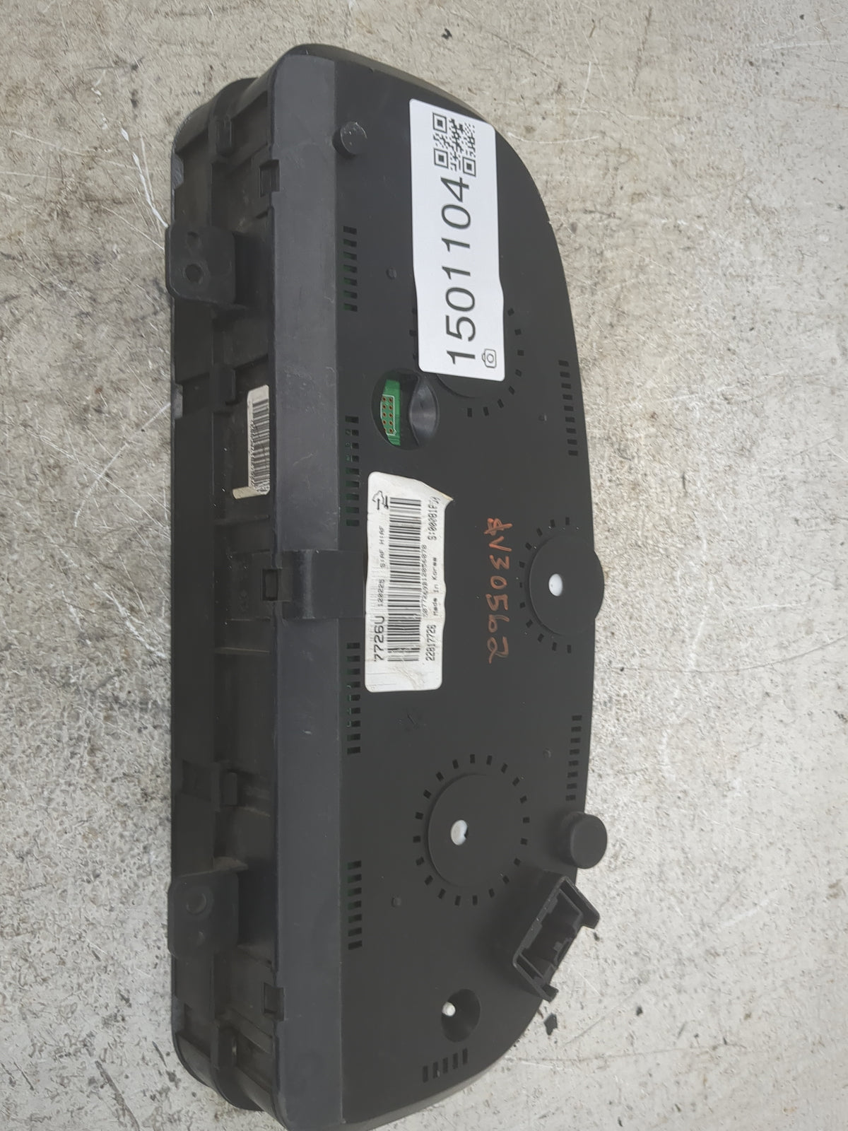 2012 Chevrolet Captiva Instrument Cluster Speedometer Gauges P/N:22817726 Miles: Fits OEM Used Auto Parts - Oemusedautoparts