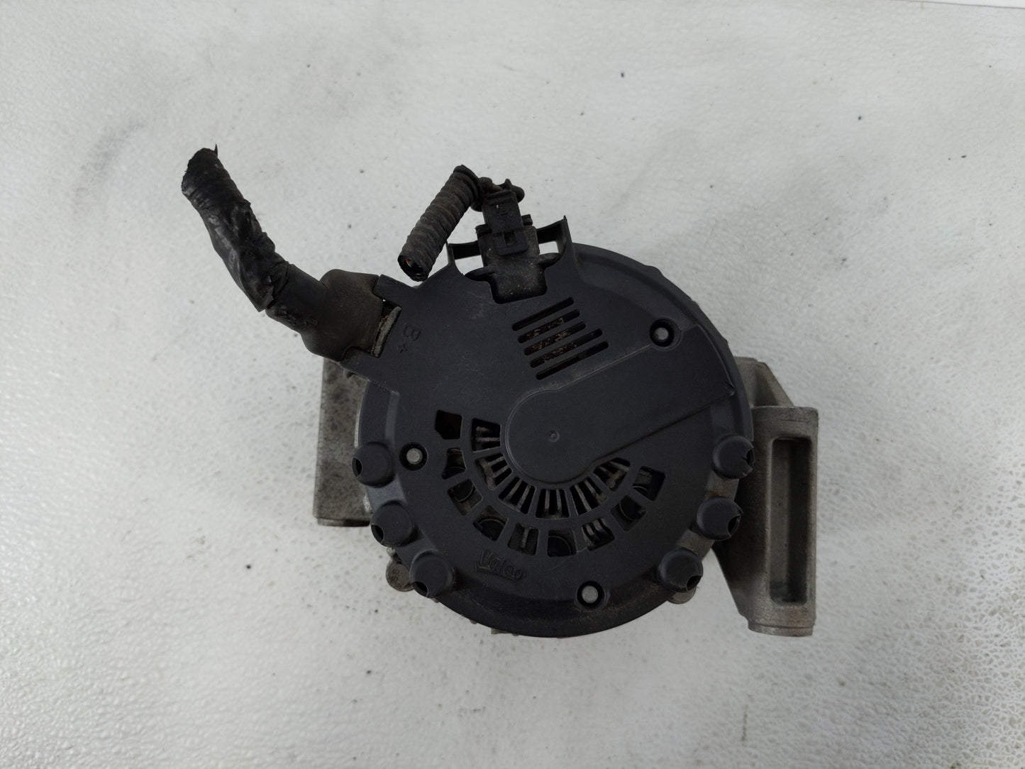 2012-2015 Chevrolet Captiva Sport Alternator Replacement Generator Charging Assembly Engine OEM P/N:20915894 Fits OEM Used A