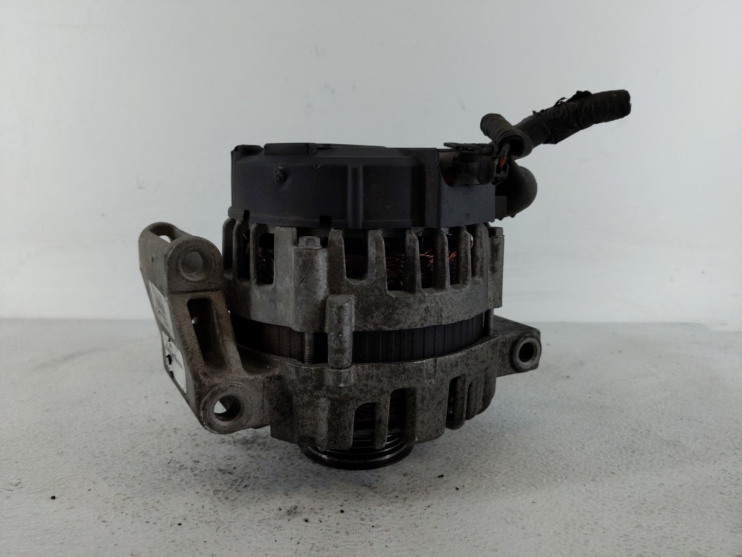 2012-2015 Chevrolet Captiva Sport Alternator Replacement Generator Charging Assembly Engine OEM P/N:20915894 Fits OEM Used A