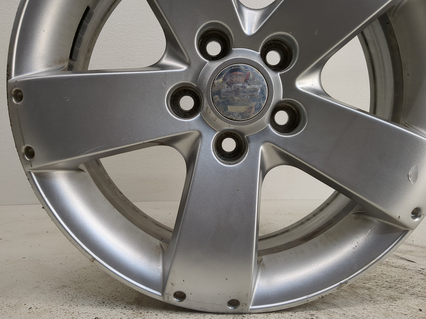 2012-2012 Chevrolet Captiva Sport Oem Wheel Rim 1224443 - Oemusedautoparts1.com