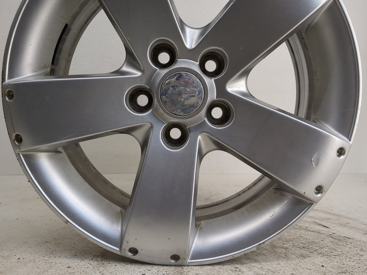 2012-2012 Chevrolet Captiva Sport Oem Wheel Rim 1224443 - Oemusedautoparts1.com