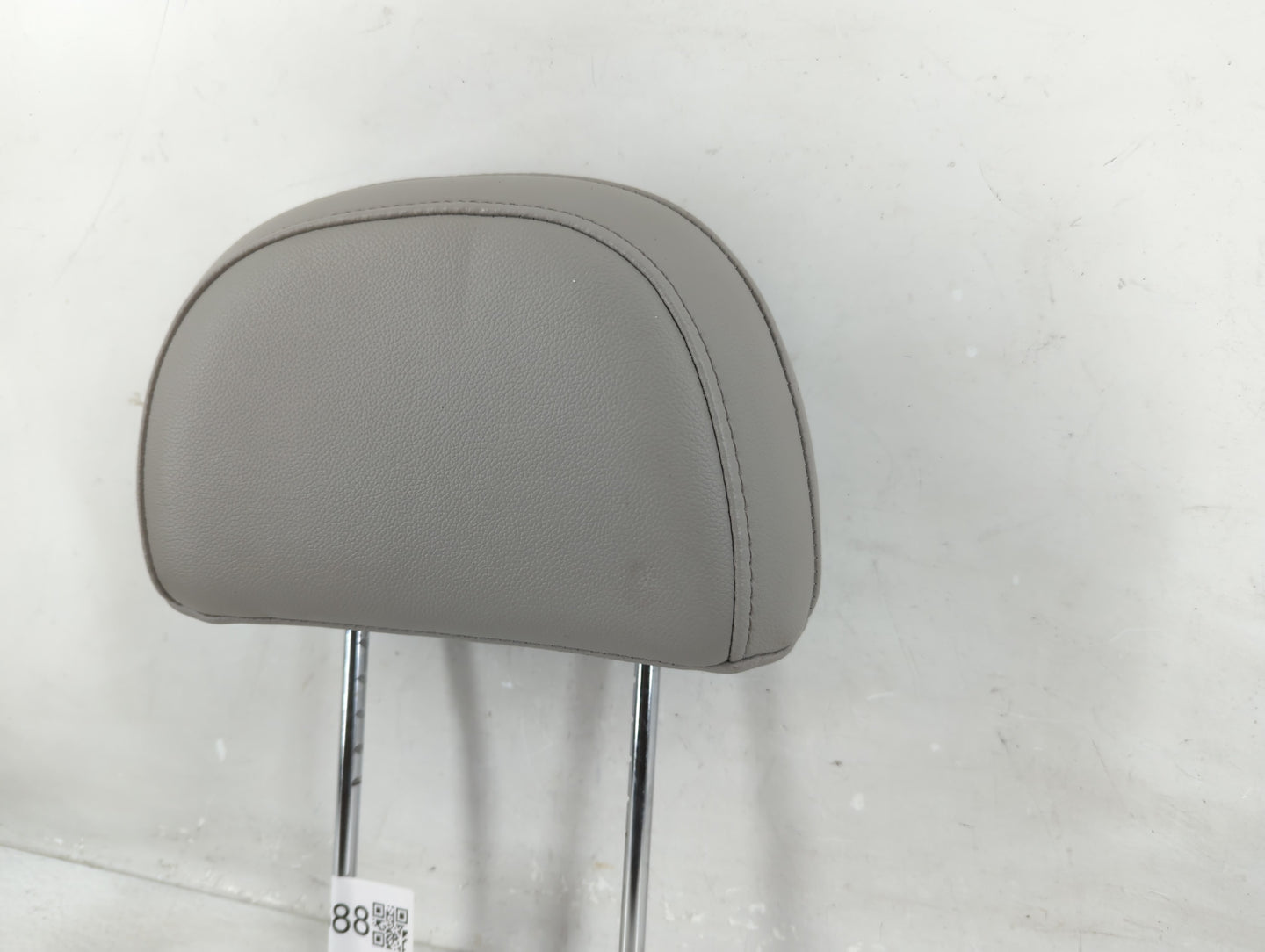 2012 Chevrolet Captiva Sport Headrest Head Rest Rear Seat Fits OEM Used Auto Parts - Oemusedautoparts1.com