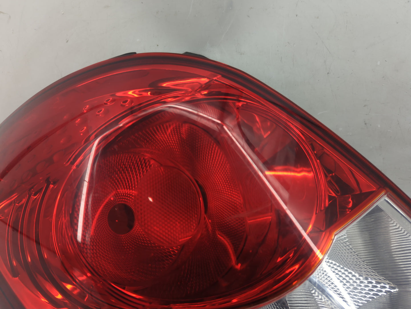 2012 Chevrolet Captiva Sport Tail Light Assembly Driver Left OEM P/N:4157NAK Fits Fits 2008 2009 2010 OEM Used Auto Parts - 