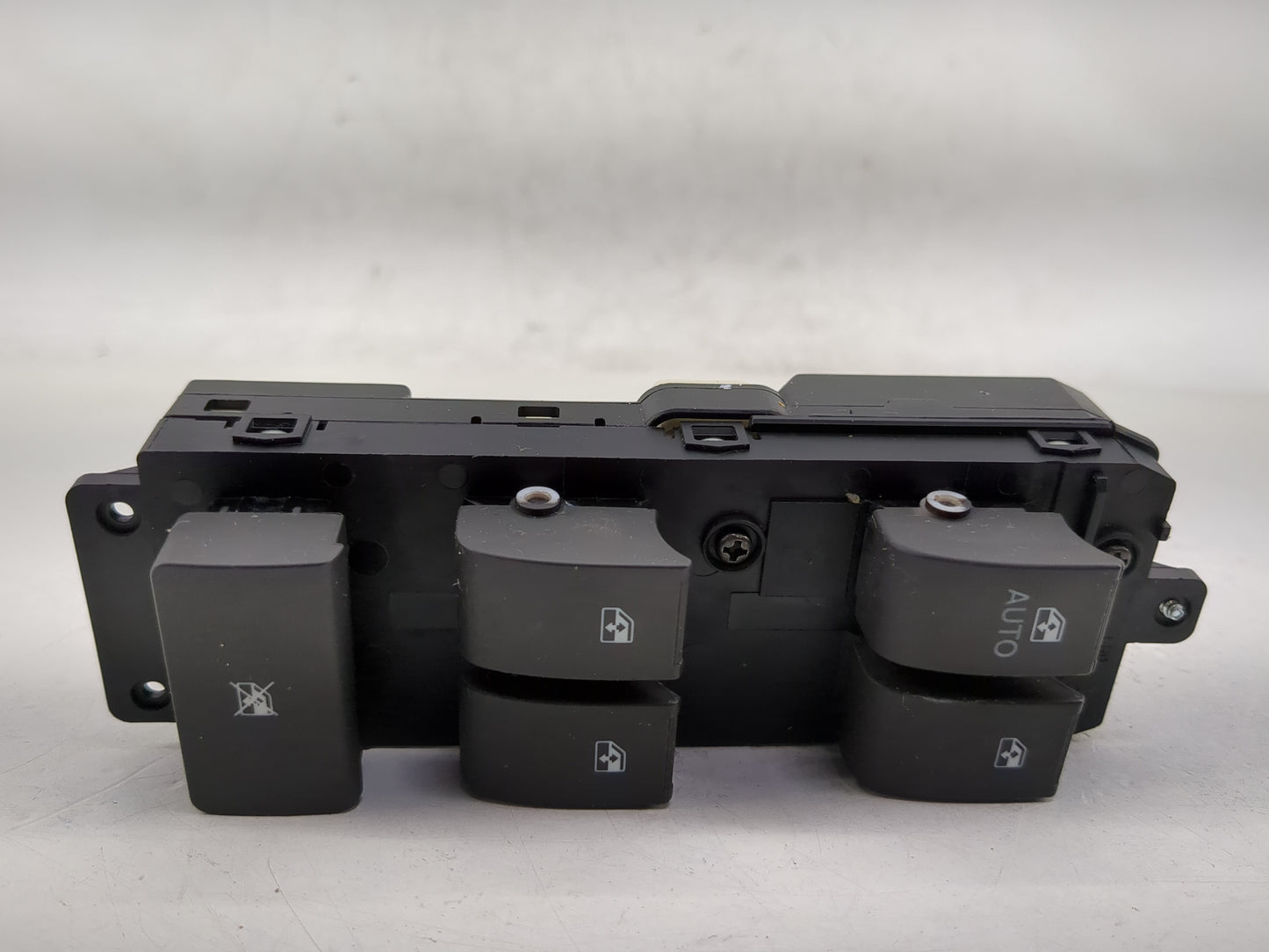 2012-2015 Chevrolet Captiva Sport Master Power Window Switch Replacement Driver Side Left P/N:202006613 Fits OEM Used Auto P