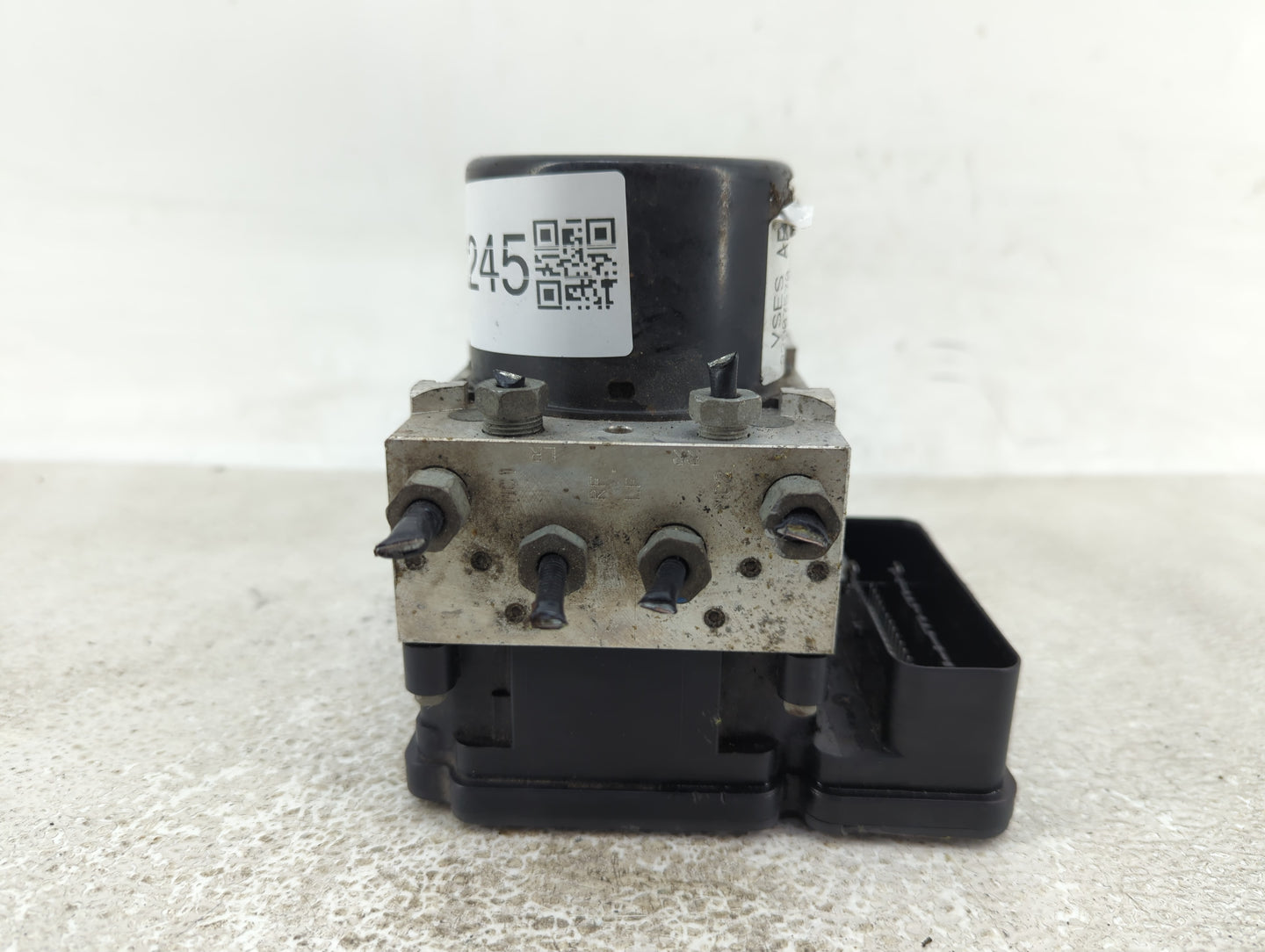 2012-2015 Chevrolet Captiva Sport ABS Pump Control Module Replacement P/N:22907570 Fits Fits 2012 2013 2014 2015 OEM Used Au