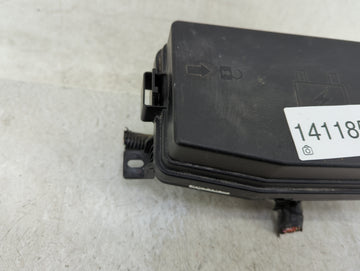 2012-2015 Chevrolet Captiva Sport Fusebox Fuse Box Panel Relay Module P/N:22799541 Fits Fits 2012 2013 2014 2015 OEM Used Auto Parts