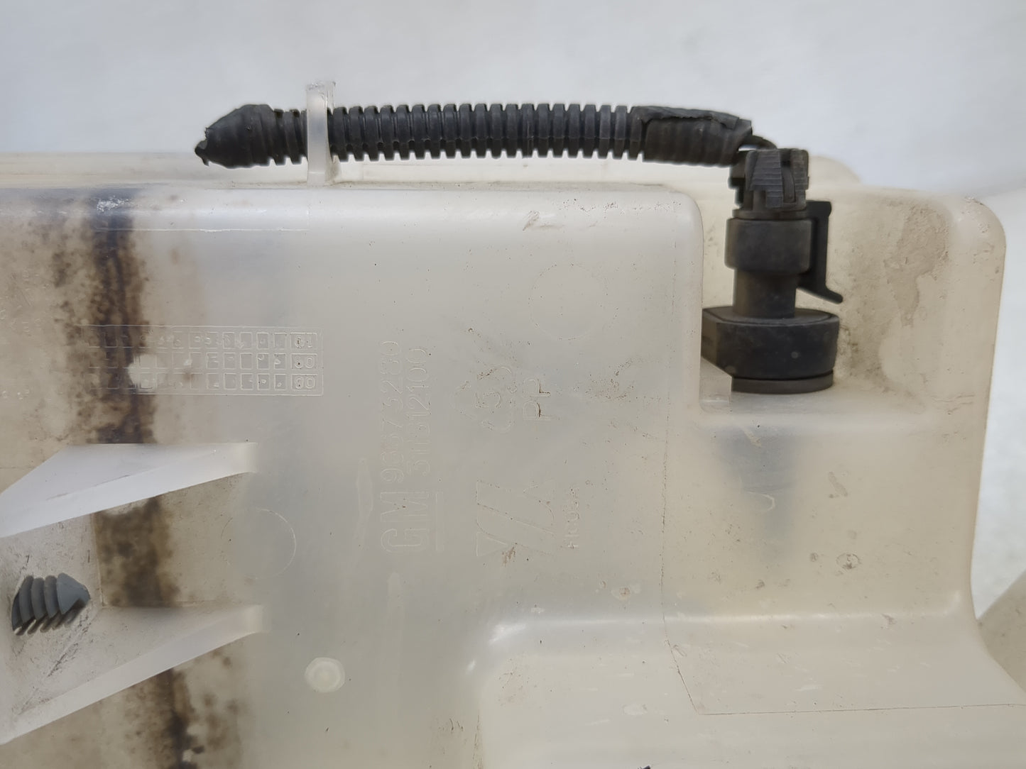 2012 Captiva Sport Windshield Washer Fluid Reservoir Bottle Oem - Oemusedautoparts1.com