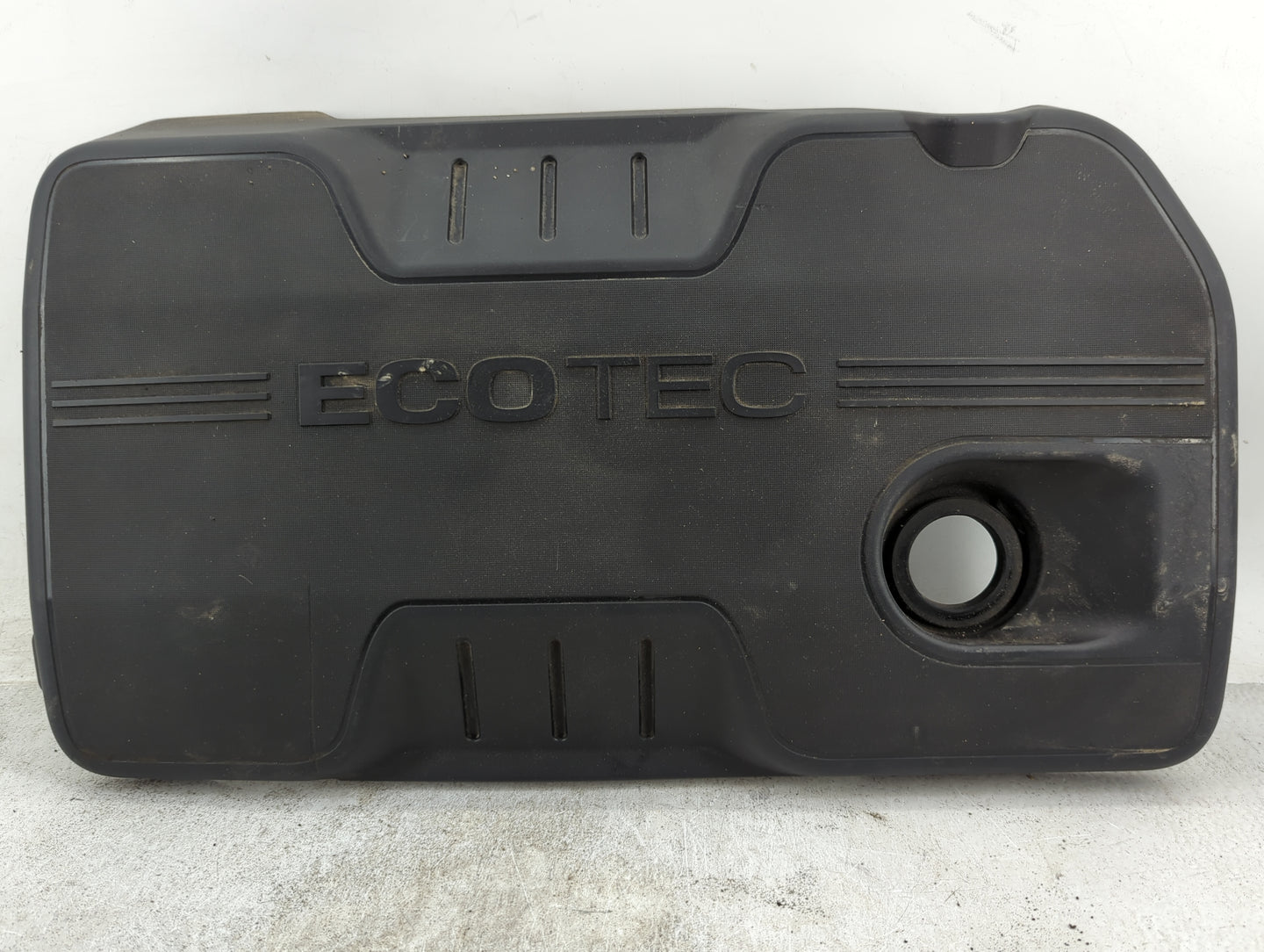 2012 Chevrolet Captiva Sport Engine Cover 1430154 - Oemusedautoparts1.com