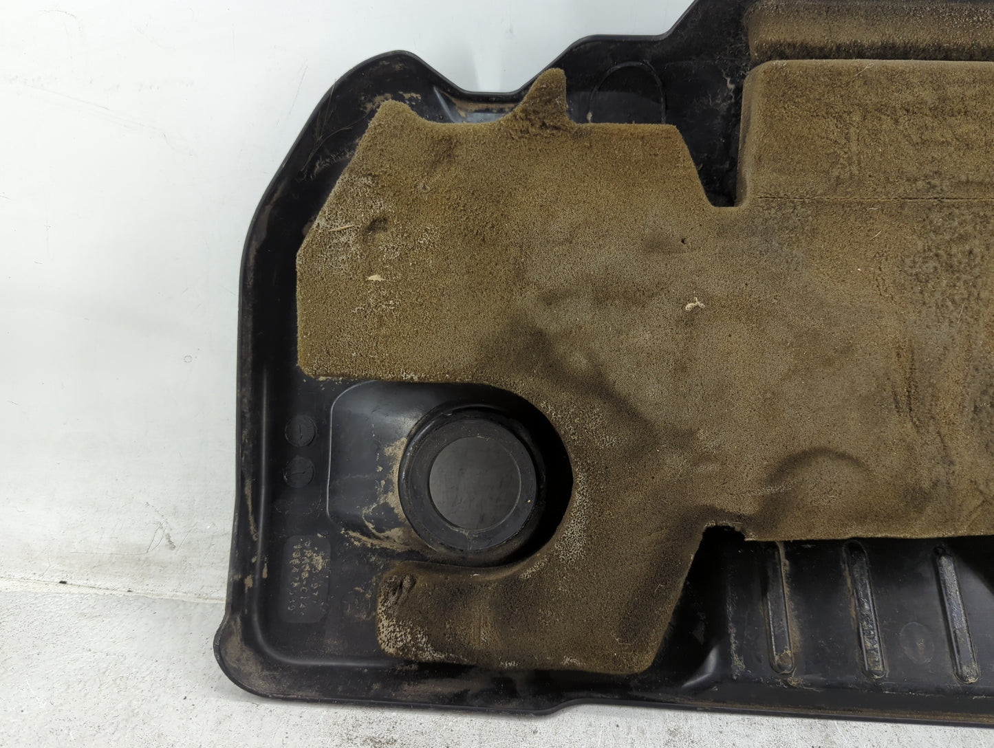 2012 Chevrolet Captiva Sport Engine Cover 1430154 - Oemusedautoparts1.com