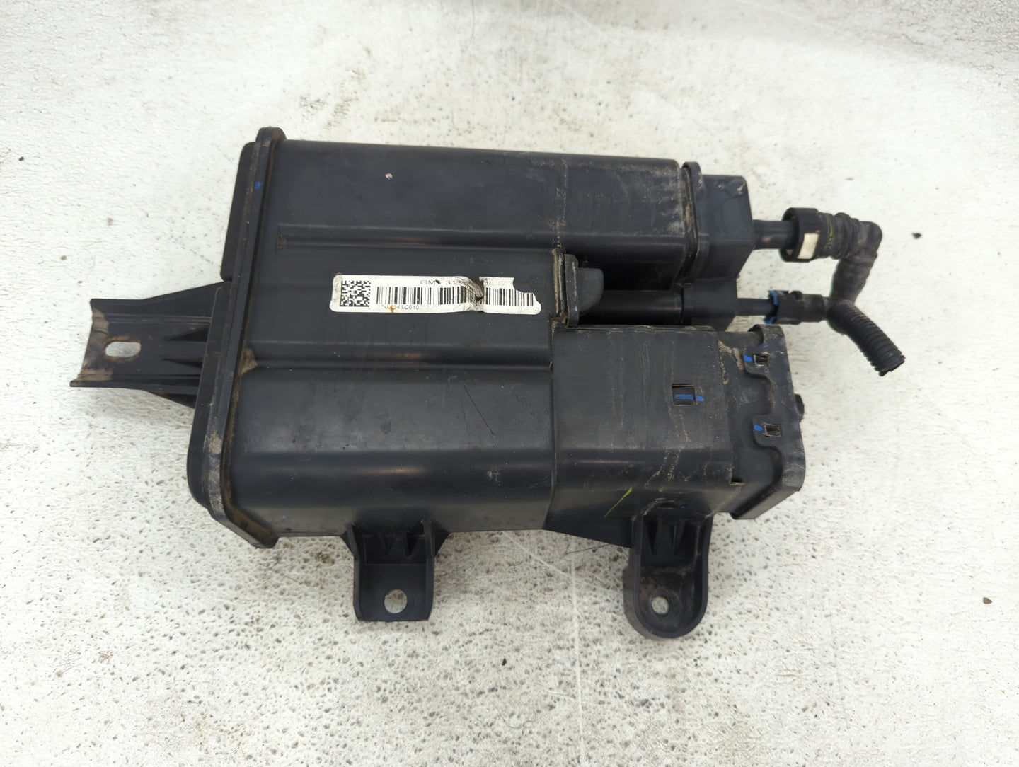 2012 Chevrolet Captiva Sport Fuel Vapor Charcoal Canister - Oemusedautoparts1.com