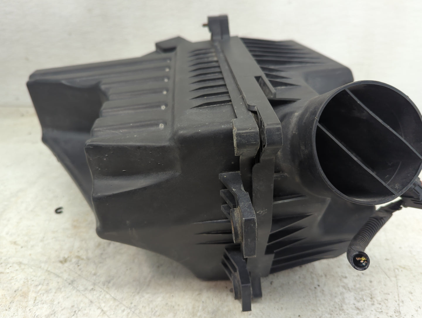 2012-2012 Chevrolet Captiva Sport Air Cleaner Intake-duct Hose Tube 1432567 - Oemusedautoparts1.com