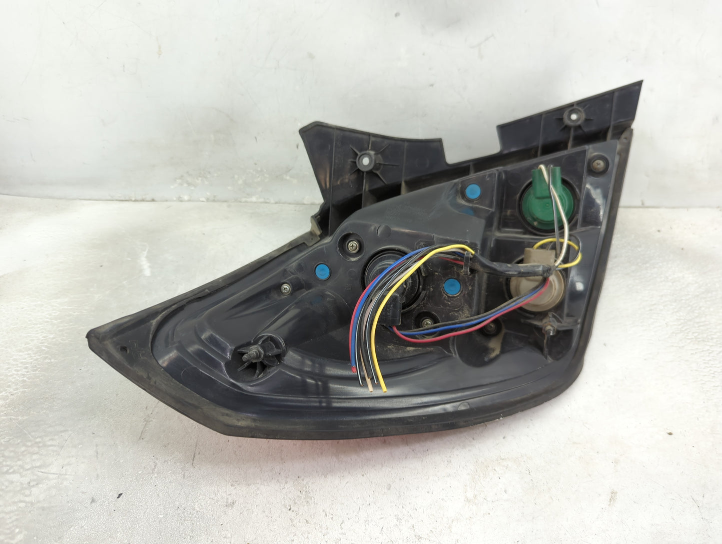 2012 Chevrolet Captiva Sport Tail Light Assembly Driver Left OEM Fits Fits 2008 2009 2010 OEM Used Auto Parts - Oemusedautop