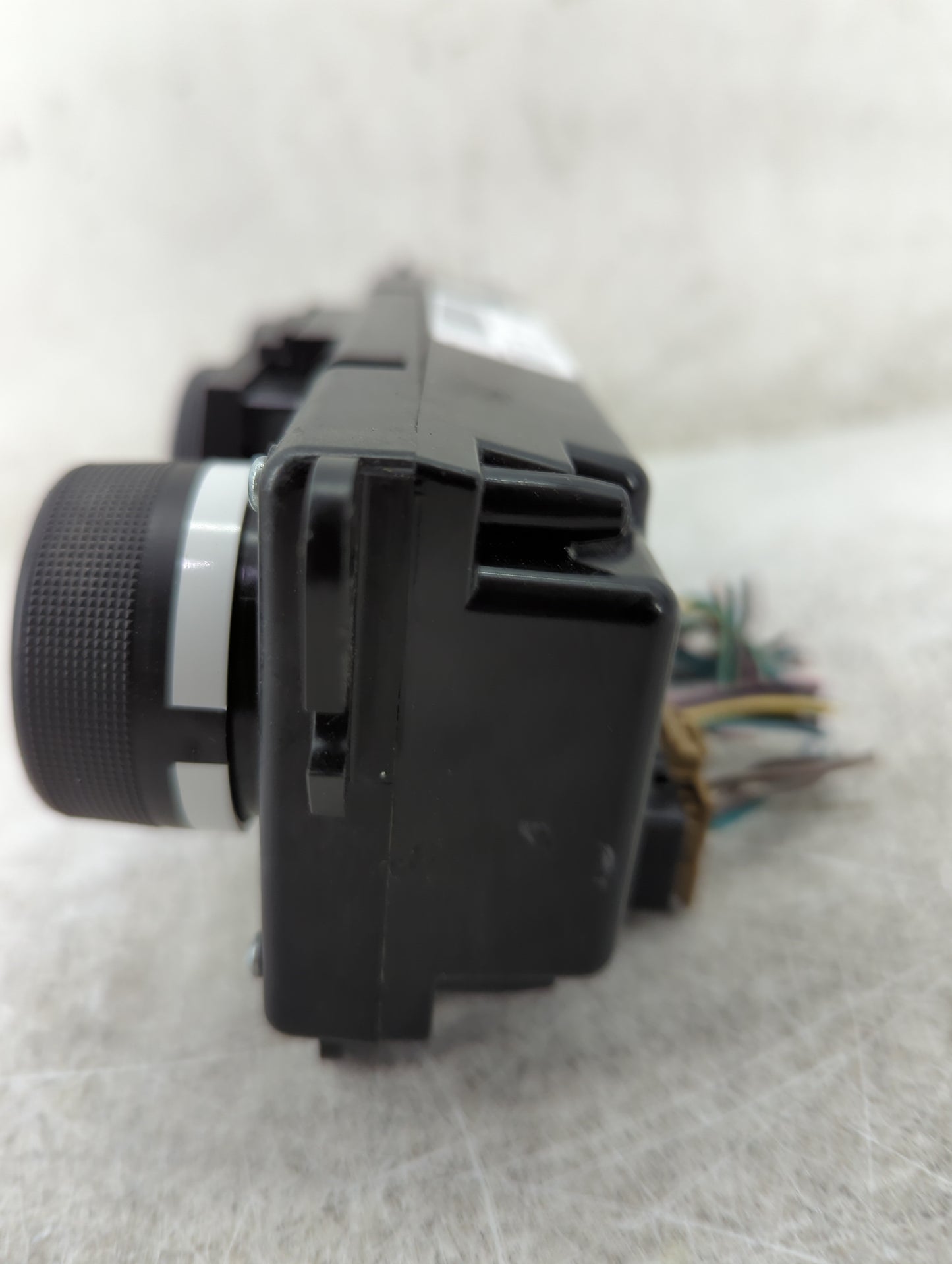 2012 Chevrolet Captiva Sport Climate Control Module Temperature AC/Heater Replacement P/N:23111244 Fits OEM Used Auto Parts 