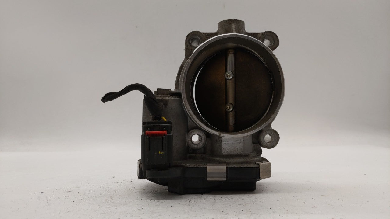 2012 Chevrolet Captiva Sport Throttle Body P/N:12632172BA 12670981AA Fits Fits 2013 2014 2015 2016 2017 2018 2019 OEM Used A