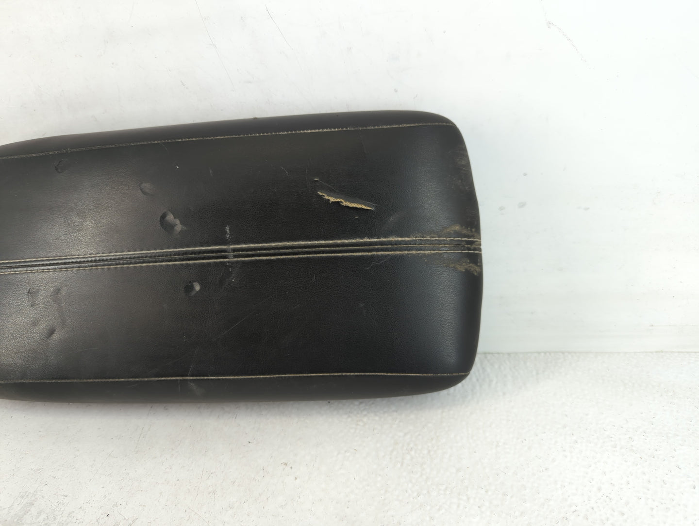 2012 Chevrolet Captiva Sport Center Console Armrest Cover Lid Fits OEM Used Auto Parts - Oemusedautoparts1.com