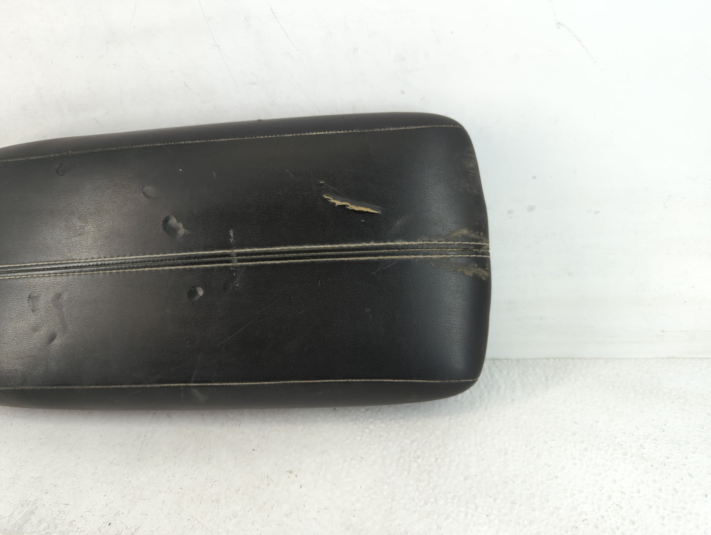 2012 Chevrolet Captiva Sport Center Console Armrest Cover Lid Fits OEM Used Auto Parts - Oemusedautoparts1.com