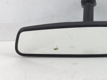 2012 Chevrolet Captiva Sport Interior Rear View Mirror Replacement OEM P/N:E8011083 Fits OEM Used Auto Parts