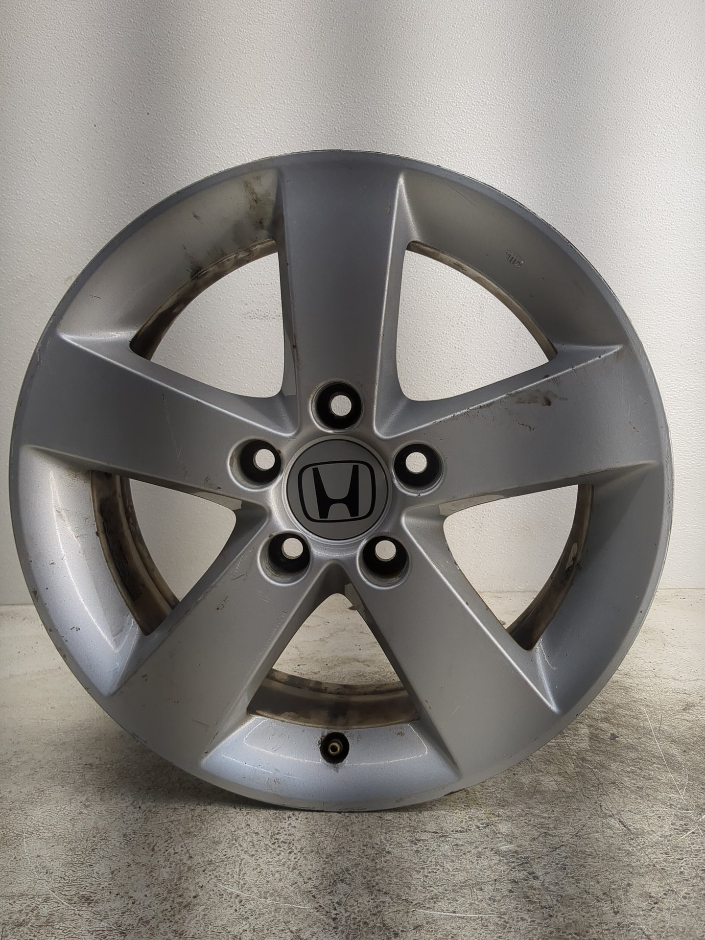 2012-2012 Chevrolet Captiva Sport Oem Wheel Rim 908292 - Oemusedautoparts1.com