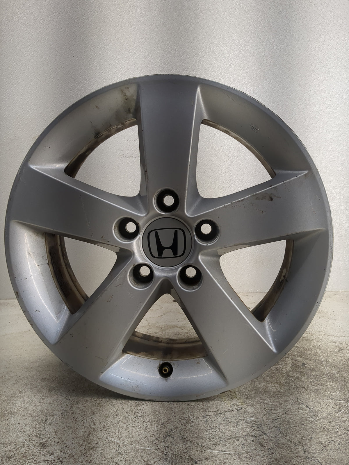 2012-2012 Chevrolet Captiva Sport Oem Wheel Rim 908292 - Oemusedautoparts1.com