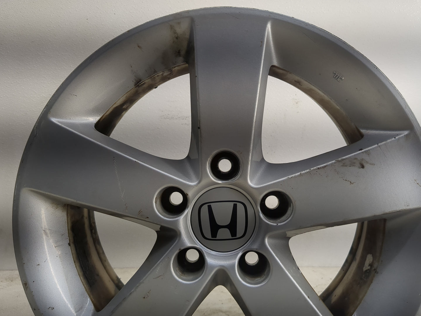2012-2012 Chevrolet Captiva Sport Oem Wheel Rim 908292 - Oemusedautoparts1.com