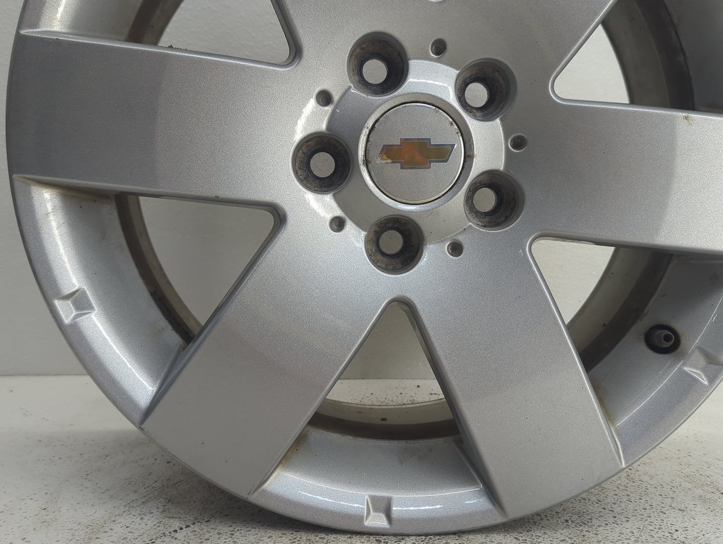 2012-2012 Chevrolet Captiva Sport Oem Wheel Rim 908293 - Oemusedautoparts1.com