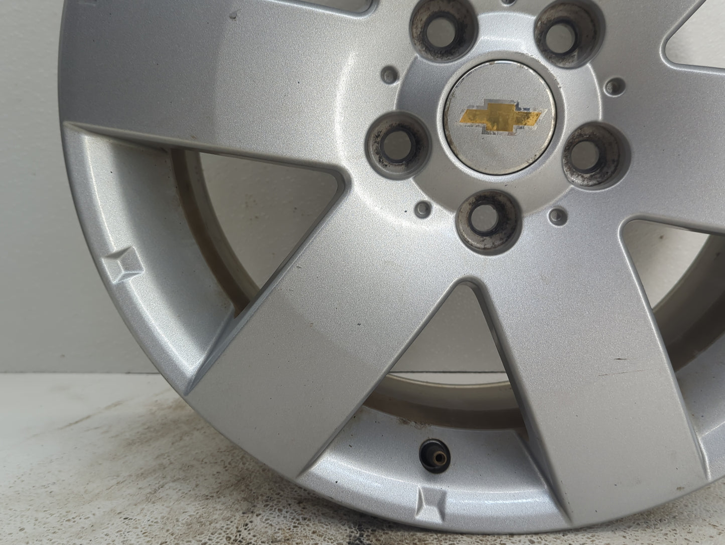 2012-2012 Chevrolet Captiva Sport Oem Wheel Rim 908294 - Oemusedautoparts1.com