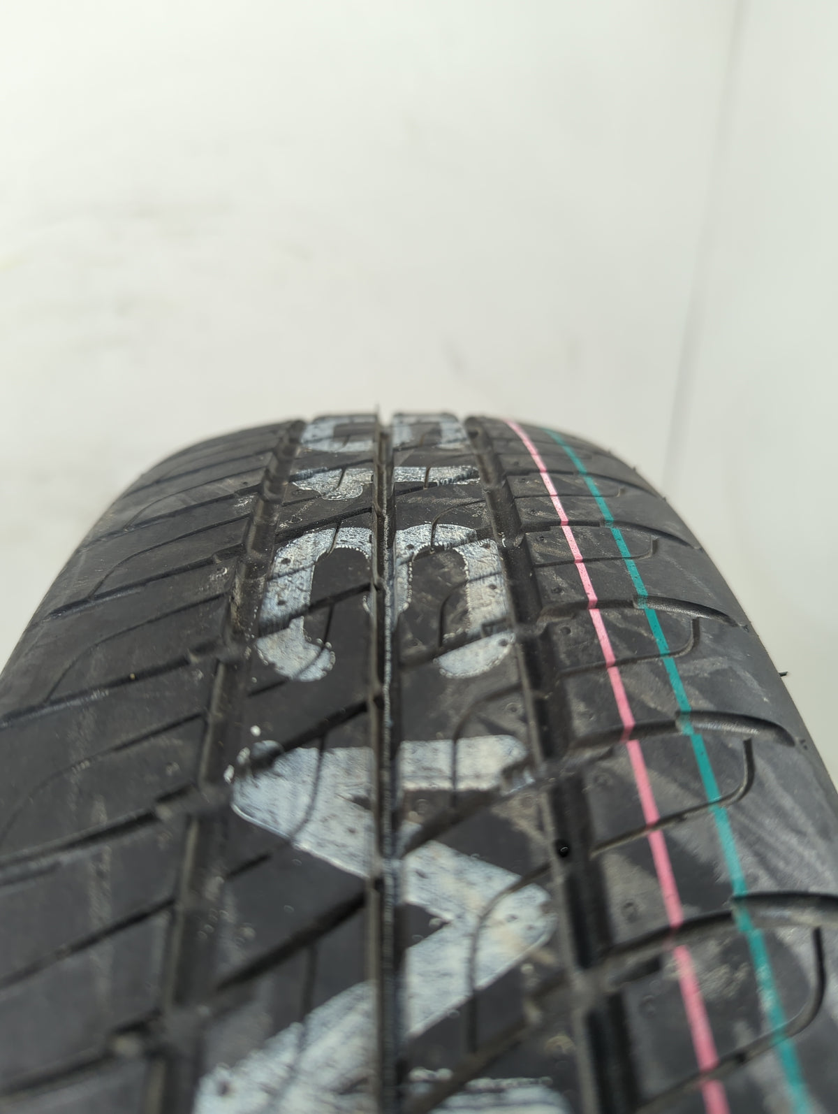 2012-2012 Chevrolet Captiva Sport Spare Donut Tire Wheel Rim Oem - Oemusedautoparts1.com