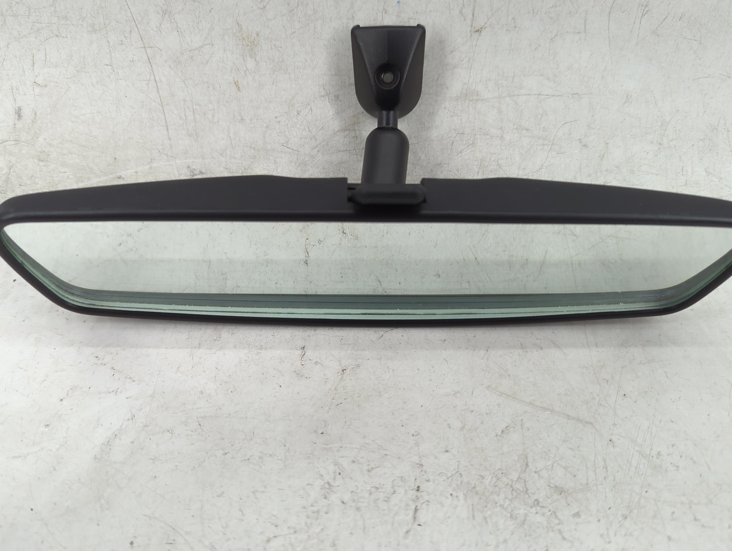 2012 Chevrolet Captiva Sport Interior Rear View Mirror Replacement OEM Fits OEM Used Auto Parts - Oemusedautoparts1.com