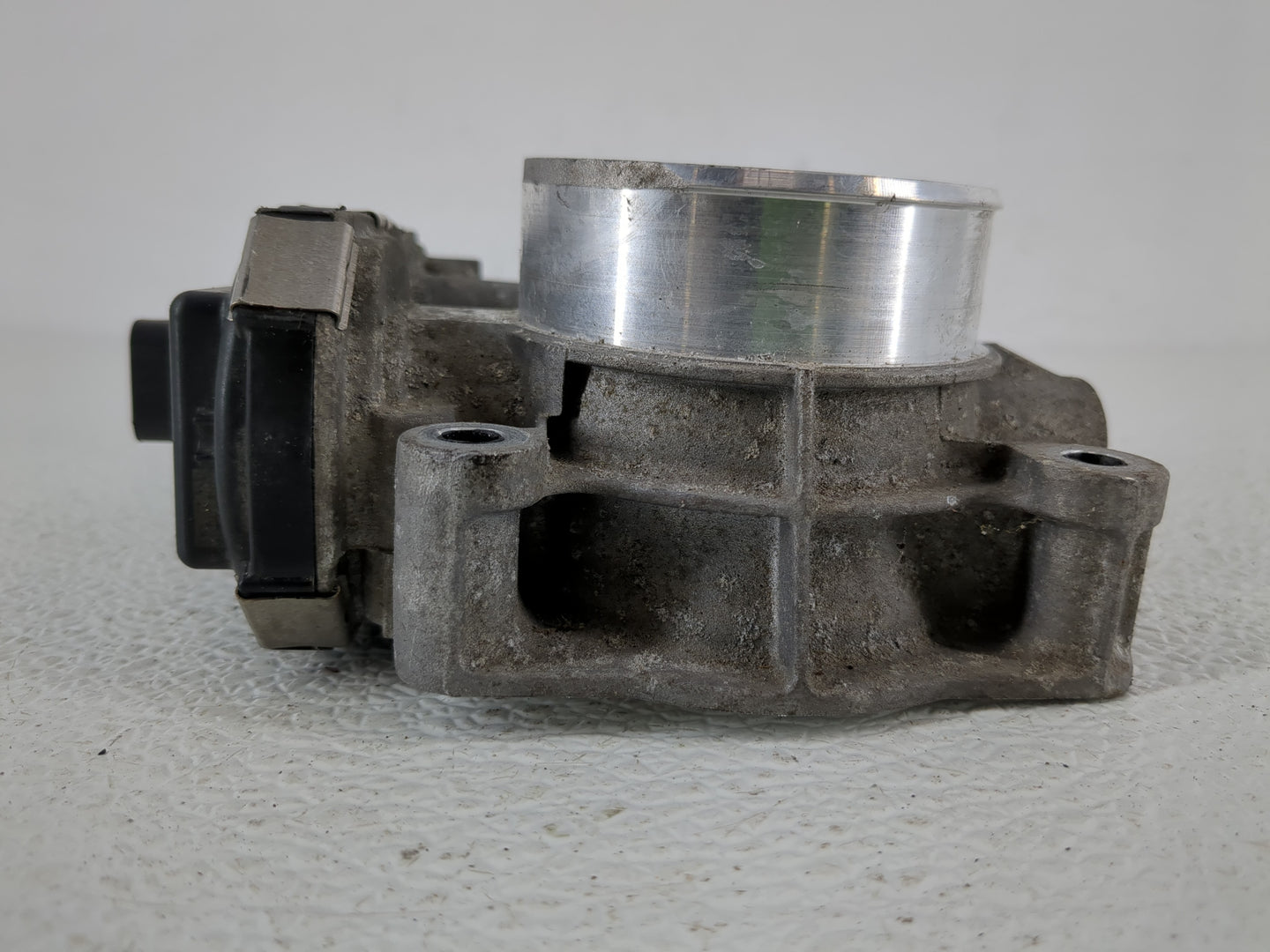 2012-2015 Chevrolet Captiva Sport Throttle Body Fits Fits 2012 2013 2014 2015 OEM Used Auto Parts - Oemusedautoparts1.com