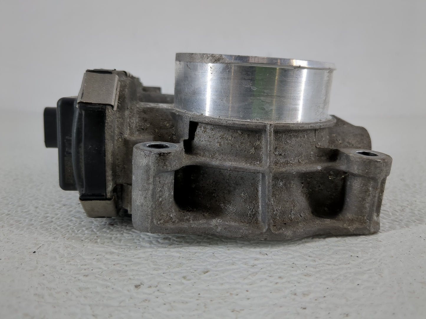 2012-2015 Chevrolet Captiva Sport Throttle Body Fits Fits 2012 2013 2014 2015 OEM Used Auto Parts - Oemusedautoparts1.com