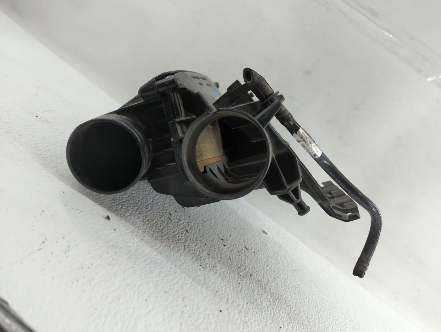Chevrolet Classic Air Cleaner Intake-duct Hose Tube - Oemusedautoparts1.com