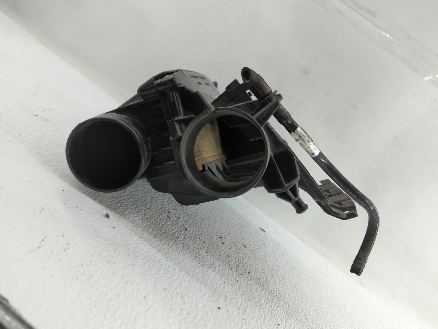 Chevrolet Classic Air Cleaner Intake-duct Hose Tube - Oemusedautoparts1.com