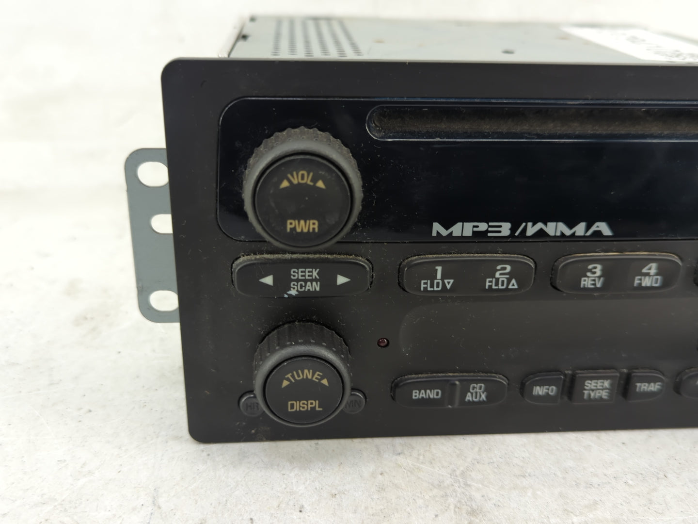 2005-2012 Chevrolet Colorado Radio AM FM Cd Player Receiver Replacement P/N:25998449 Fits OEM Used Auto Parts - Oemusedautop