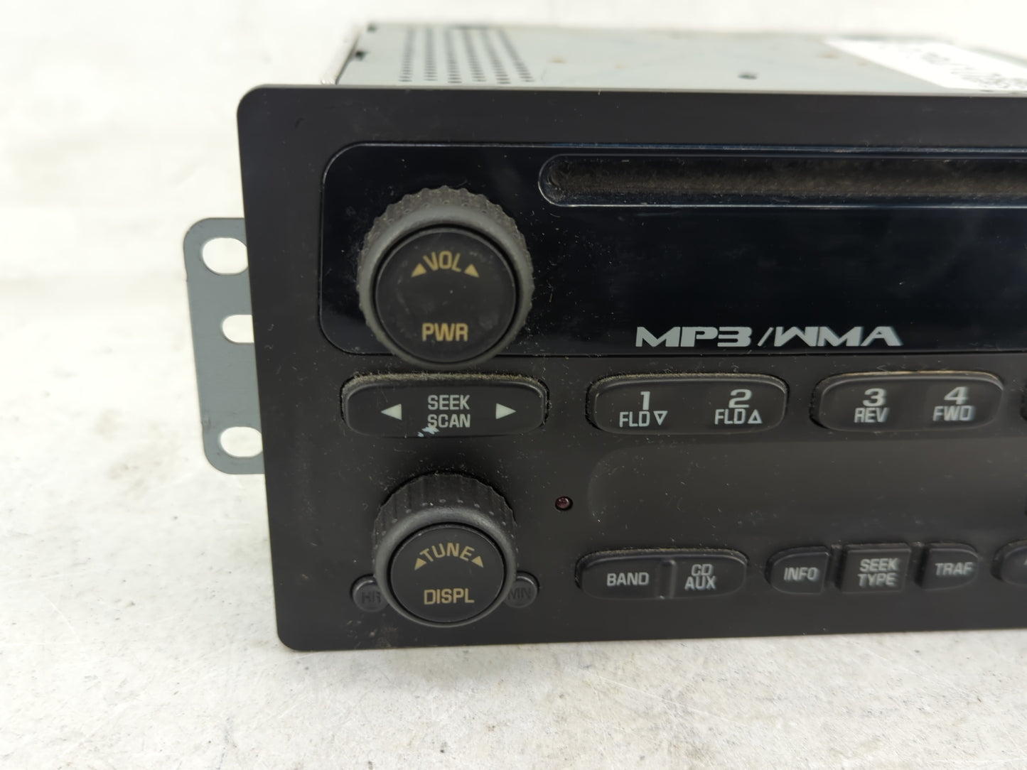 2005-2012 Chevrolet Colorado Radio AM FM Cd Player Receiver Replacement P/N:25998449 Fits OEM Used Auto Parts - Oemusedautop