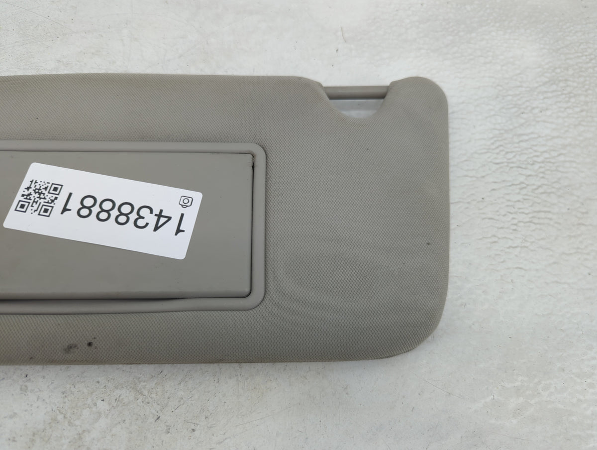 2012 Chevrolet Colorado Sun Visor Shade Replacement Driver Left Mirror Fits OEM Used Auto Parts - Oemusedautoparts1.com