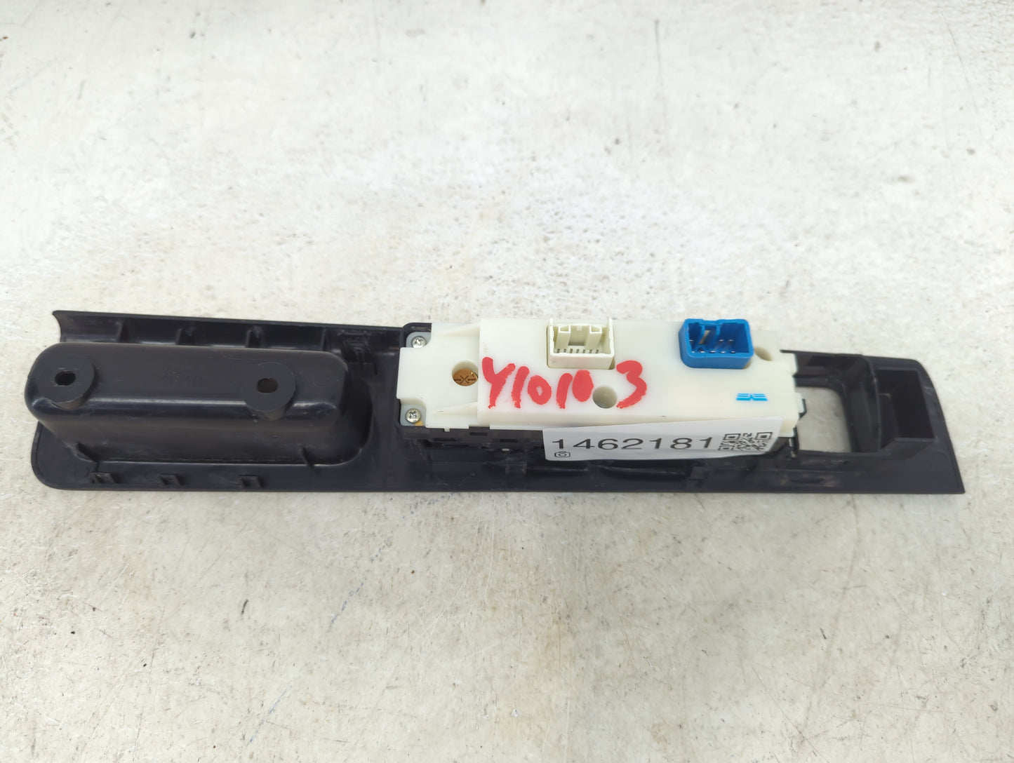 2004-2012 Chevrolet Colorado Master Power Window Switch Replacement Driver Side Left P/N:517317 Fits OEM Used Auto Parts - O