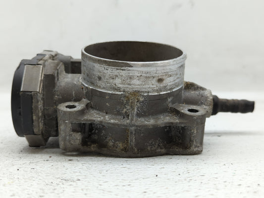2008-2012 Chevrolet Colorado Throttle Body P/N:018AA Fits Fits 2008 2009 2010 2011 2012 OEM Used Auto Parts