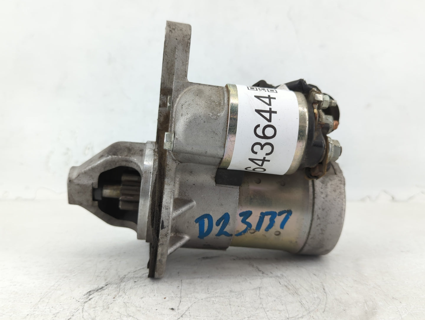 2008-2012 Chevrolet Colorado Car Starter Motor Solenoid OEM P/N:23300 EN22C 12609480 Fits Fits 2008 2009 2010 2011 2012 OEM 