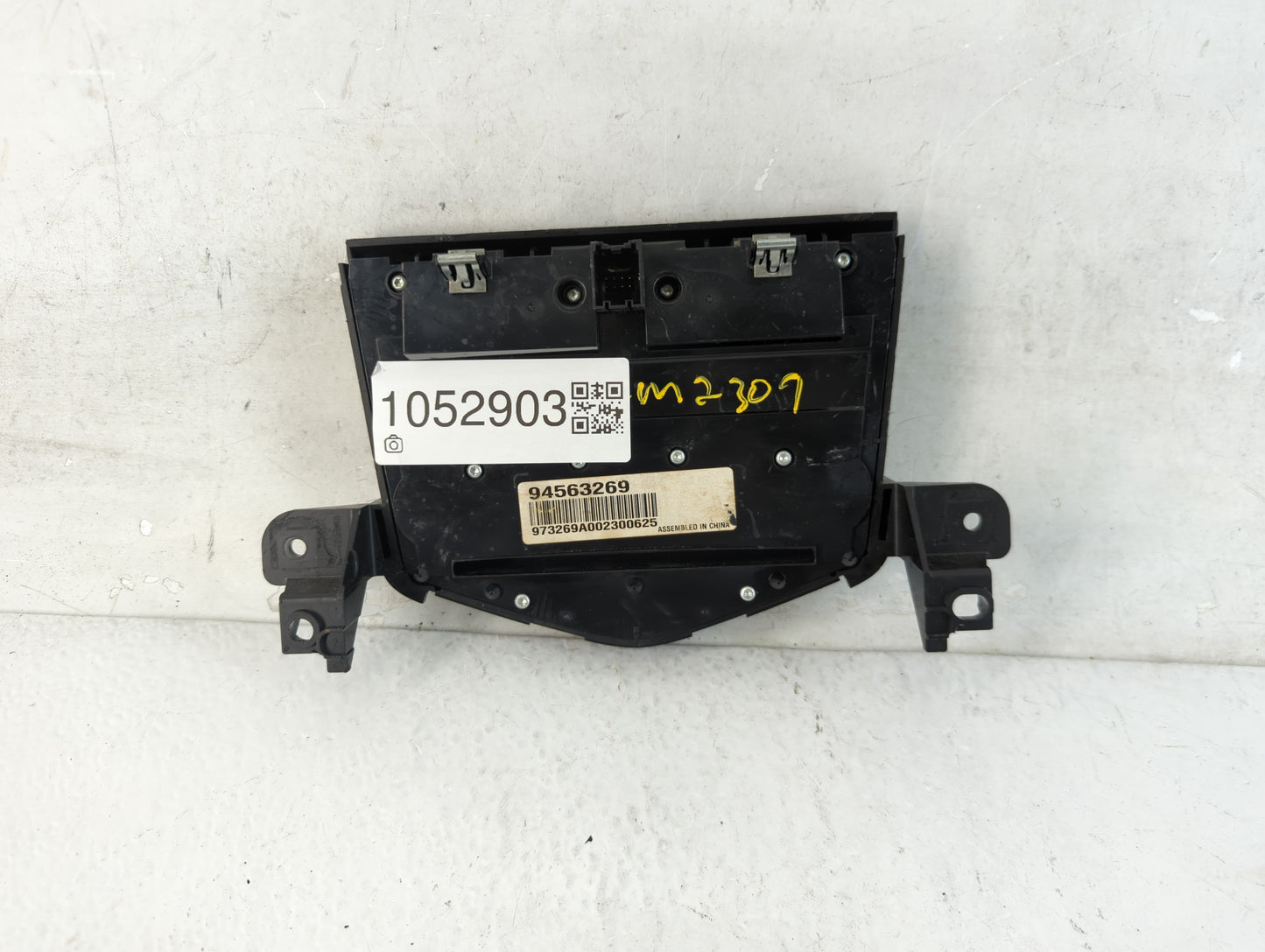 2012 Chevrolet Cruze Radio AM FM Cd Player Receiver Replacement P/N:94563269 Fits OEM Used Auto Parts - Oemusedautoparts1.co