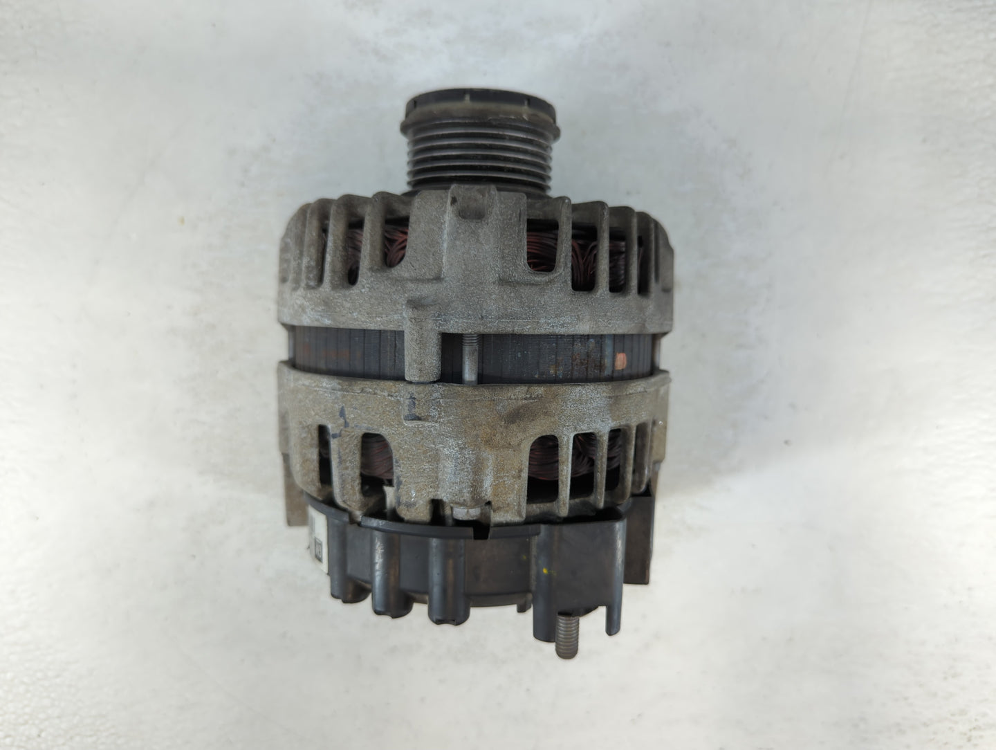 2011-2016 Chevrolet Cruze Alternator Replacement Generator Charging Assembly Engine OEM P/N:95939943 Fits OEM Used Auto Part