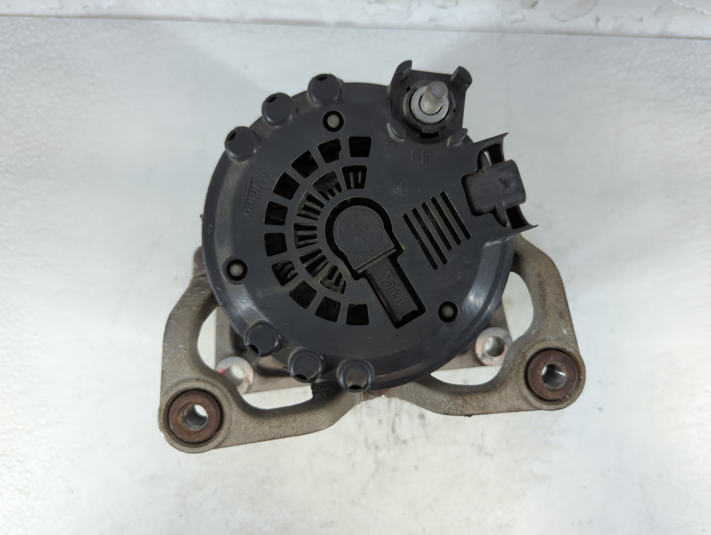 2011-2016 Chevrolet Cruze Alternator Replacement Generator Charging Assembly Engine OEM P/N:95939943 Fits OEM Used Auto Part