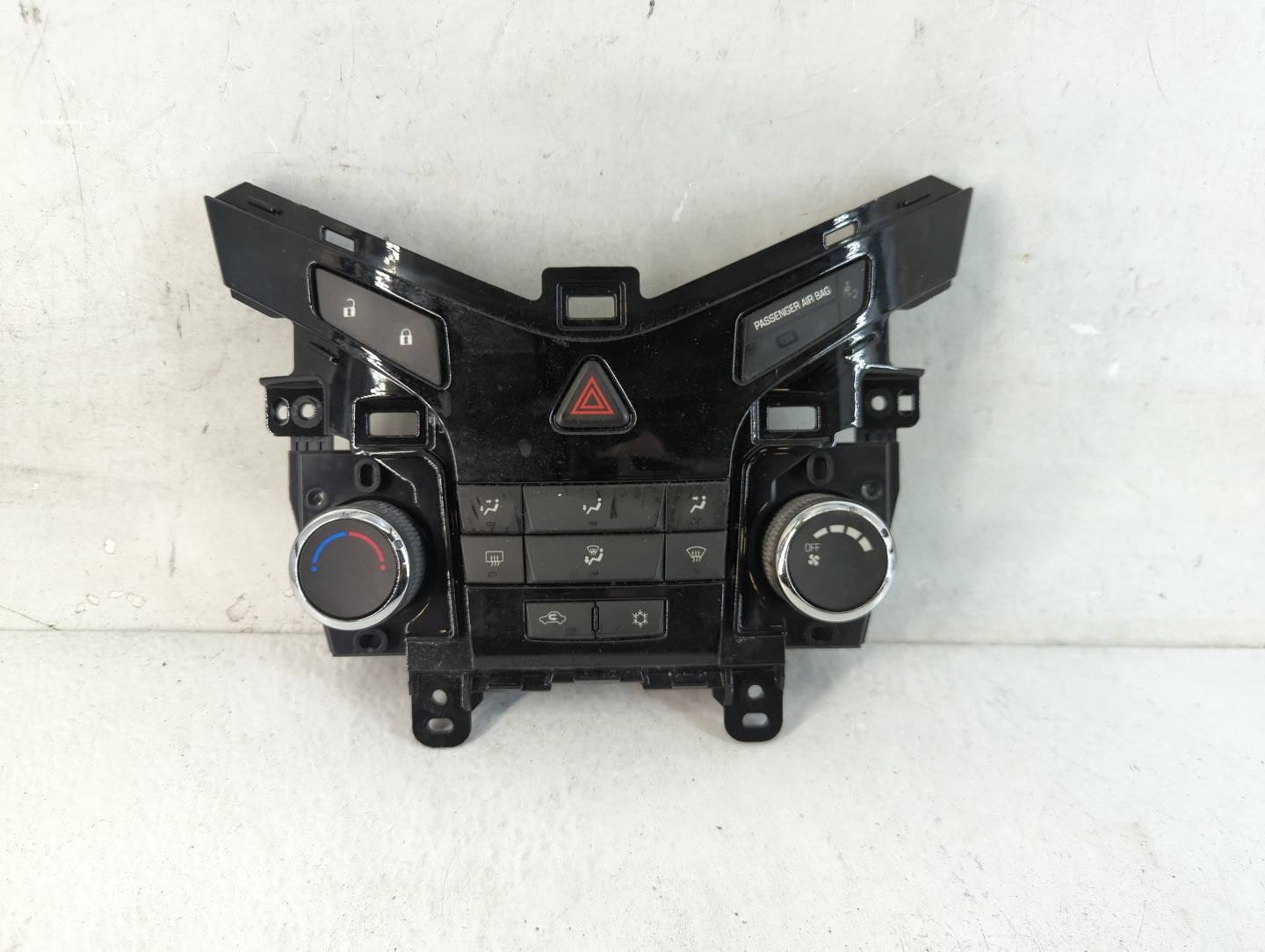 2011-2012 Chevrolet Cruze Climate Control Module Temperature AC/Heater Replacement P/N:95017054 Fits Fits 2011 2012 OEM Used