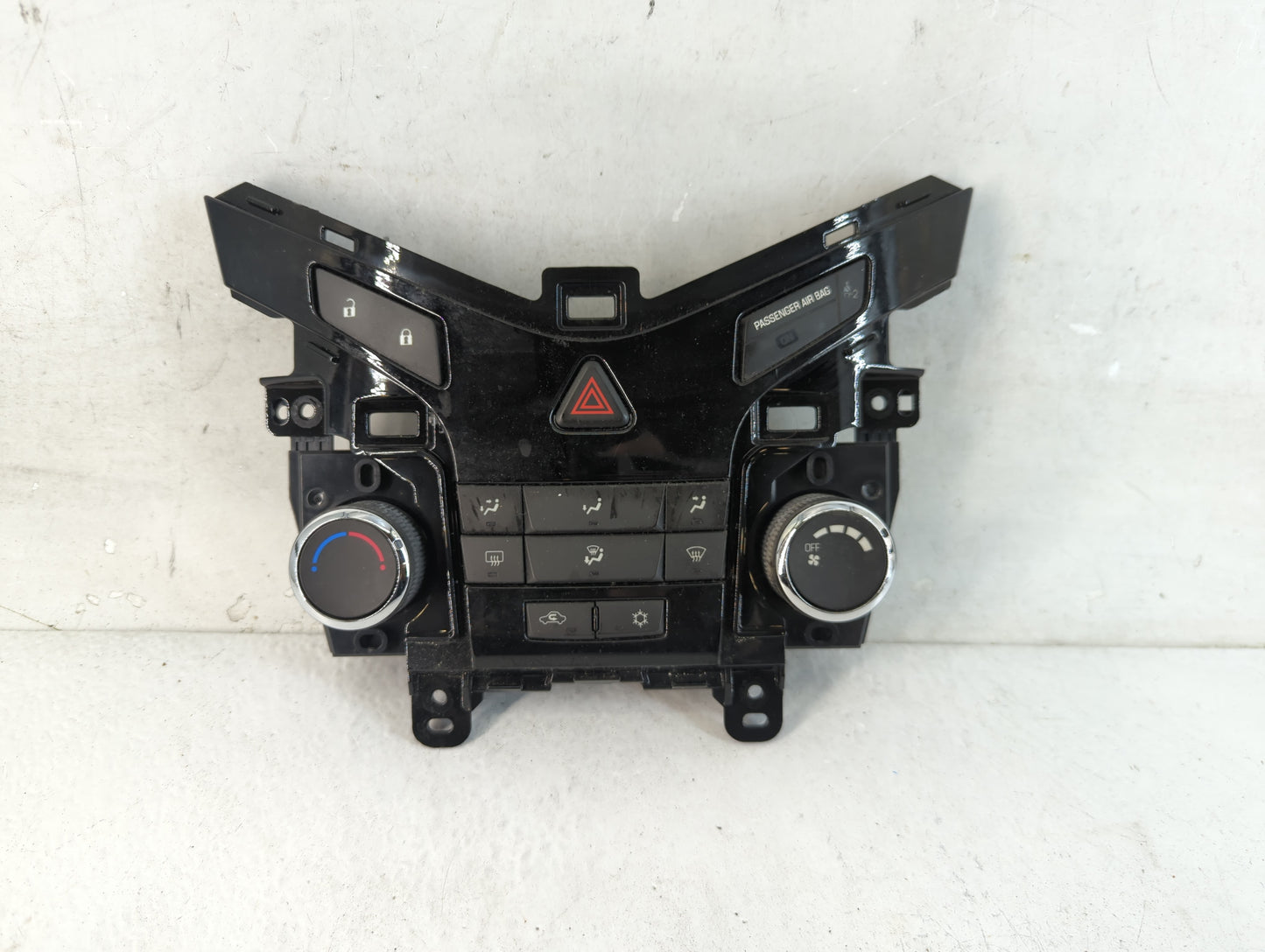2011-2012 Chevrolet Cruze Climate Control Module Temperature AC/Heater Replacement P/N:95017054 Fits Fits 2011 2012 OEM Used