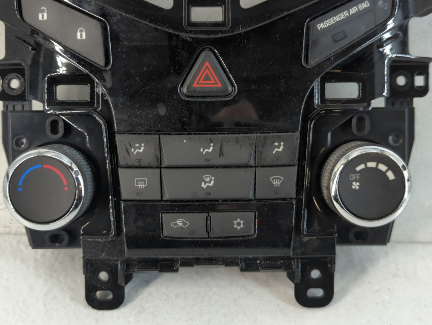 2011-2012 Chevrolet Cruze Climate Control Module Temperature AC/Heater Replacement P/N:95017054 Fits Fits 2011 2012 OEM Used