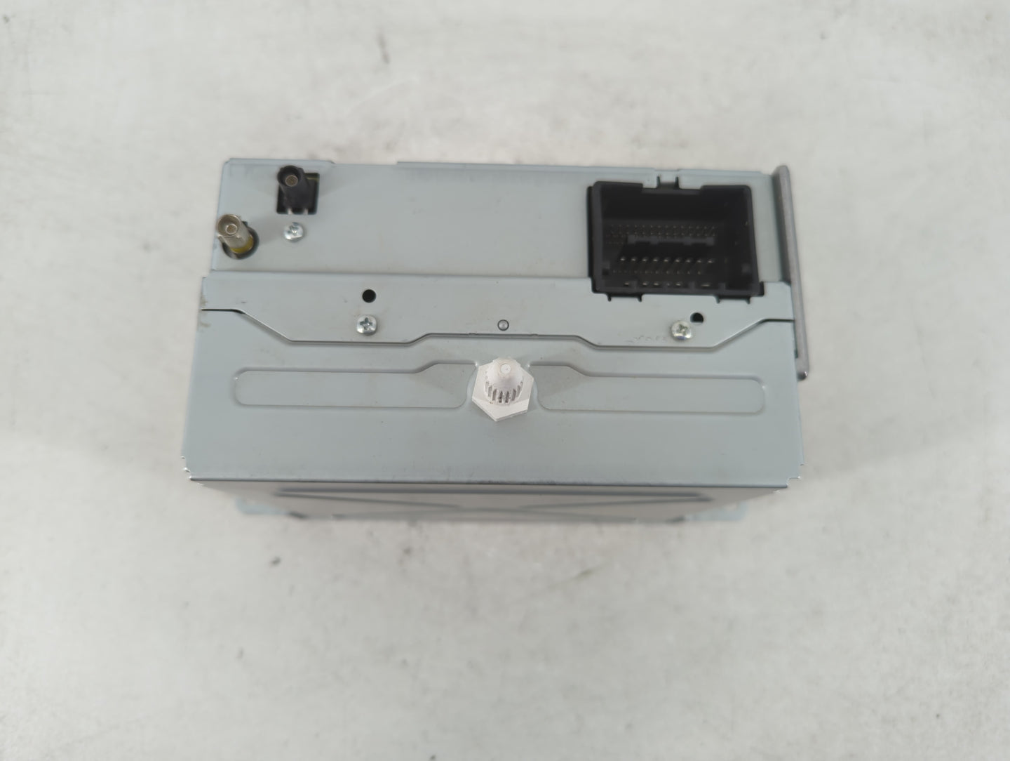 2012 Chevrolet Cruze Radio AM FM Cd Player Receiver Replacement P/N:22815634 Fits OEM Used Auto Parts - Oemusedautoparts1.co
