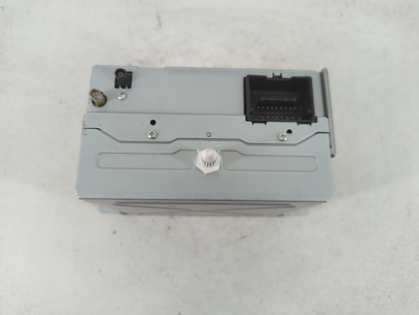2012 Chevrolet Cruze Radio AM FM Cd Player Receiver Replacement P/N:22815634 Fits OEM Used Auto Parts - Oemusedautoparts1.co